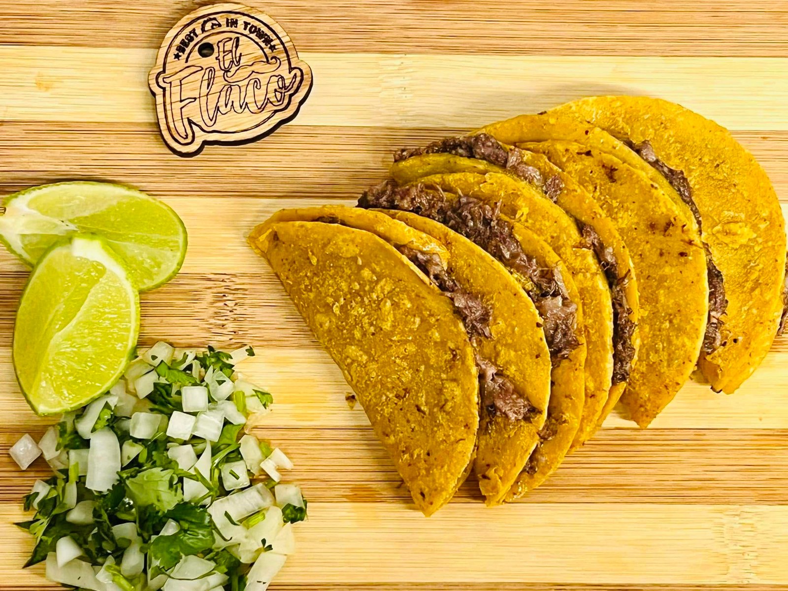 Tacos El Flaco family food truck
