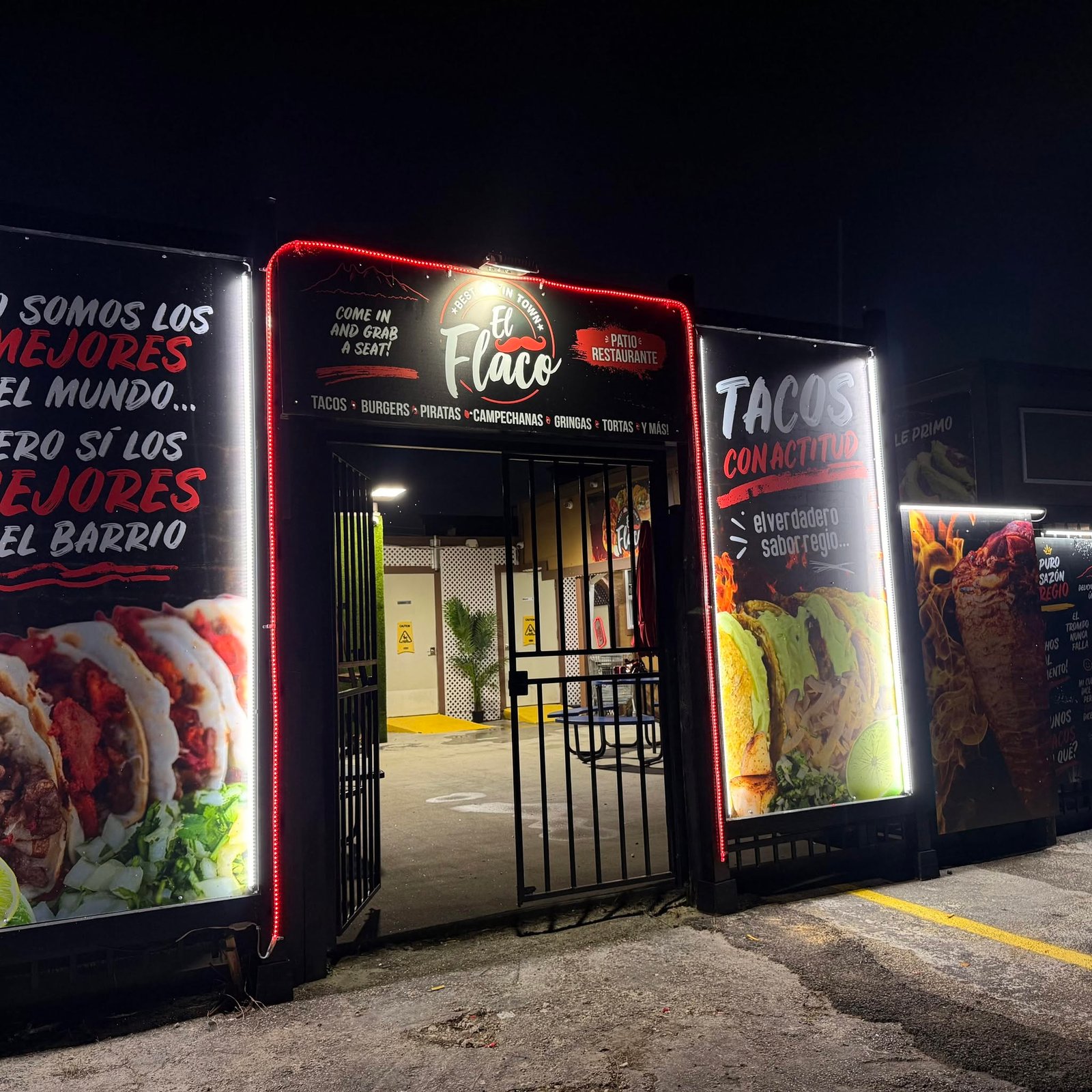 Tacos El Flaco food